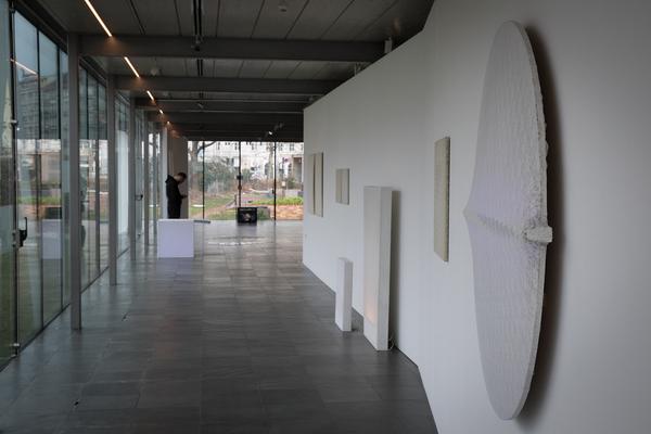 Guy Mees. Das Wetter ist ruhig, kühl und mild (31.1. - 29.4.2018) https://esel.at/termin/94327 | Foto: eSeL Foto: eSeL.at - Lorenz Seidler