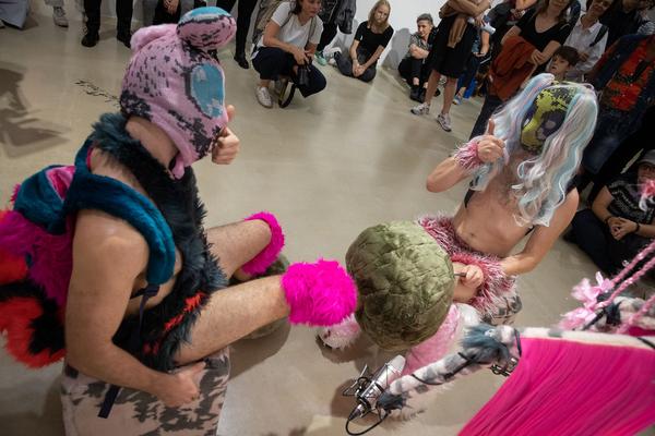 Kunstraum Niederösterreich: Otto Krause &  Milan Loviška - H13 performance "Furrious"  (6.9.2018) http://www.kunstraum.net/de/ausstellungen/61-h13-2018-otto-krause-und-milan-loviska | Foto: eSeL Foto: eSeL.at - Lorenz Seidler