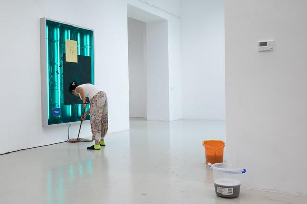 Galerie Lisa Kandlhofer: Hannah Perry & Simeon Barclay (8.6. - 10.11.2018) https://esel.at/termin/97898 | Foto: eSeL Foto: eSeL.at - Lorenz Seidler