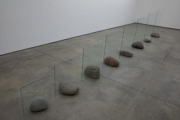 Franz Josef Kai 3: Jose Dávila - A Simple Rule to Remember (1.11. - 30.11.2018) https://esel.at/termin/98801 | Foto: eSeL Foto: eSeL.at - Lorenz Seidler