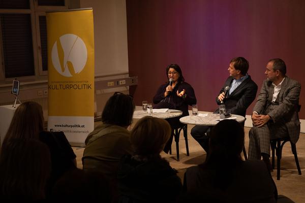 Österr. Gesellschaft für Kulturpolitik: Kulturpolitische Gespräche - Matthias Dusini im Gespräch mit Veronica Kaup-Hasler & Thomas Drozda (13.11.2018) https://esel.cc/kulturpolitik_drozda-kauphasler | Foto: eSeL Foto: eSeL.at - Lorenz Seidler