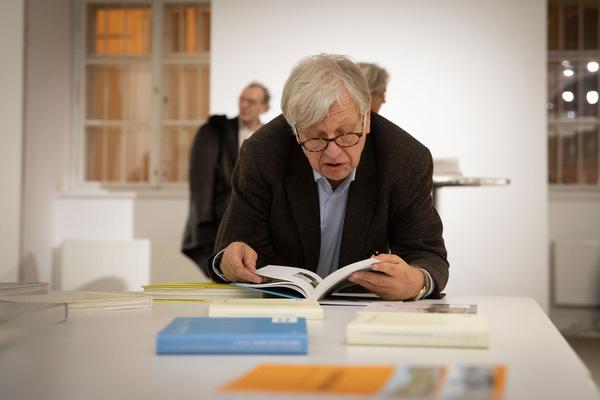 Landmarks. Buchpräsentation Kunst im öffentlichen Raum Niederösterreich 1988-2018 (Kunstraum Niederösterreich, 12.12.2018) http://www.publicart.at/de/kalender/?pid=973 | Foto: eSeL Foto: eSeL.at - Lorenz Seidler