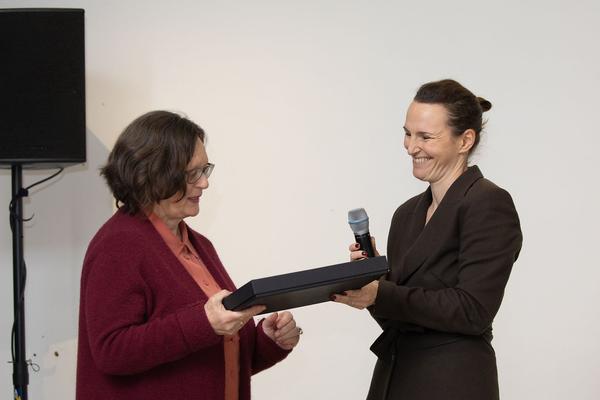 Landmarks. Buchpräsentation Kunst im öffentlichen Raum Niederösterreich 1988-2018 (Kunstraum Niederösterreich, 12.12.2018) http://www.publicart.at/de/kalender/?pid=973 | Foto: eSeL Foto: eSeL.at - Lorenz Seidler