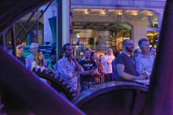 Technisches Museum Wien: Love Me Sensor. Un/Tragbare Technologien (29.5.2018) https://www.technischesmuseum.at/event/love-me-sensor-abendveranstaltungen | Foto: eSeL - Joanna Pianka Foto: eSeL.at - Joanna Pianka
