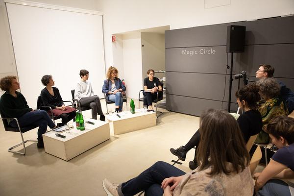 Kunstraum Niederösterreich: Magic Gathering - Diskussion (13.4.2018) http://www.kunstraum.net/de/ausstellungen/54-magic-gathering | Foto: eSeL Foto: eSeL.at - Lorenz Seidler