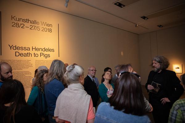 MQ SommerÖffnung: Kunsthalle Wien - Führung Ydessa Hendeles (17.5.2018) http://mqw.at/sommer | Foto: eSeL Foto: eSeL.at - Lorenz Seidler
