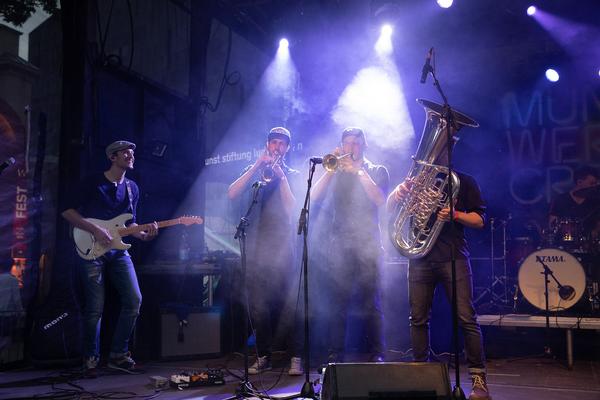 MQ SommerÖffnung: Mundwerk Crew Konzert (Innenhof, 17.5.2018) http://mqw.at/sommer | Foto: eSeL Foto: eSeL.at - Lorenz Seidler