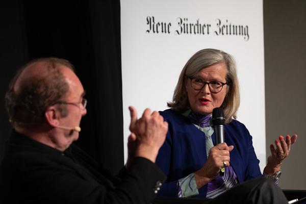 MuseumsQuartier Wien: NZZ Podium - Demokratie (22.10.2018, MQ Ovalhalle) https://podium-berlin.nzz.ch/event/demokratie-2 | Foto: eSeL Foto: eSeL.at - Lorenz Seidler