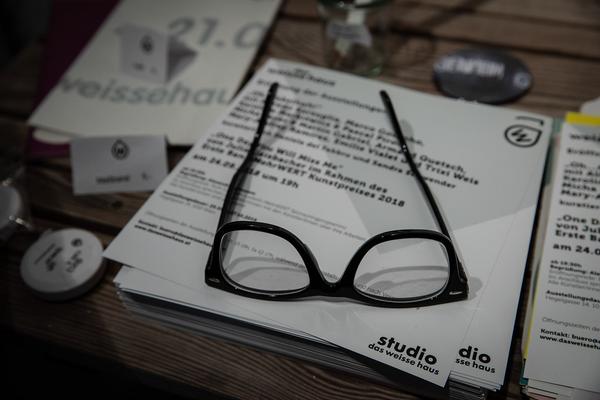 das weisse haus: Eröffnungen „Oh…fabelhaft“ & „One Day You Will Miss Me“ - Julia Gaisbacher (Eröffnung: 24.9.2018) http://w.dasweissehaus.at | Foto: eSeL Foto: eSeL.at - Lorenz Seidler