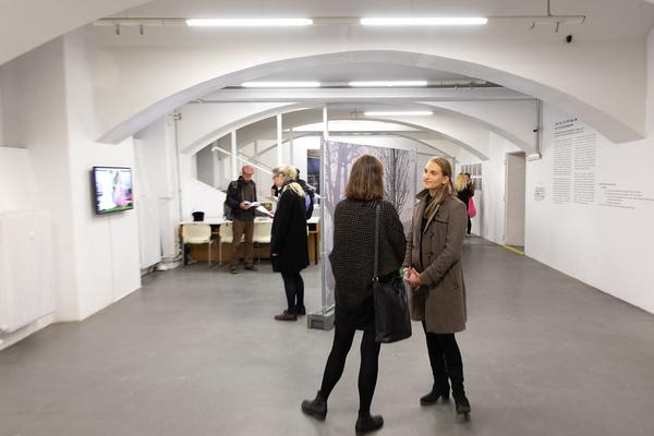 das weisse haus: Eröffnungen „Oh…fabelhaft“ & „One Day You Will Miss Me“ - Julia Gaisbacher (Eröffnung: 24.9.2018) http://w.dasweissehaus.at | Foto: eSeL Foto: eSeL.at - Lorenz Seidler