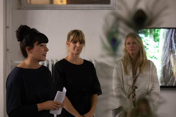 das weisse haus: Eröffnungen „Oh…fabelhaft“ & „One Day You Will Miss Me“ - Julia Gaisbacher (Eröffnung: 24.9.2018) http://w.dasweissehaus.at | Foto: eSeL Foto: eSeL.at - Lorenz Seidler