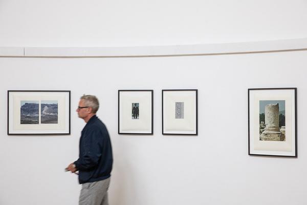 das weisse haus: Eröffnungen „Oh…fabelhaft“ & „One Day You Will Miss Me“ - Julia Gaisbacher (Eröffnung: 24.9.2018) http://w.dasweissehaus.at | Foto: eSeL Foto: eSeL.at - Lorenz Seidler