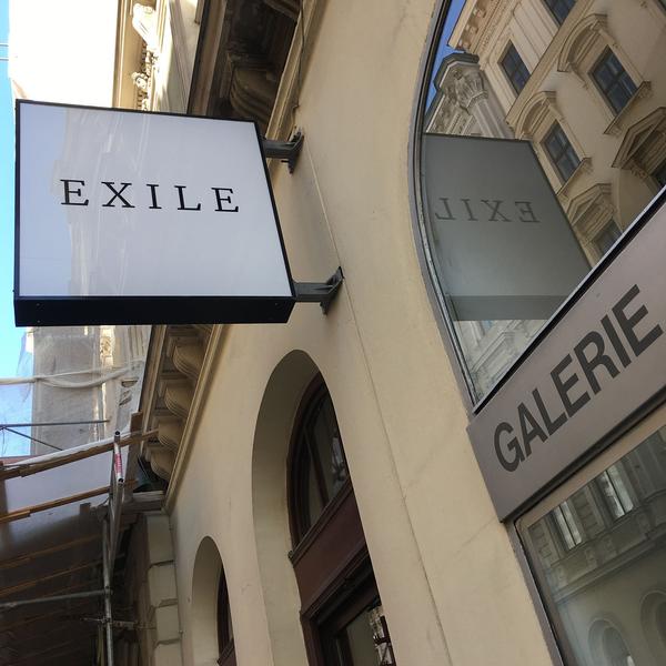 Exile Galerie: Pakui Hardware - A return to sweetness (Aufbau, Eröffnung ab 14.9.2018) https://esel.at/termin/98178 | Foto: eSeL