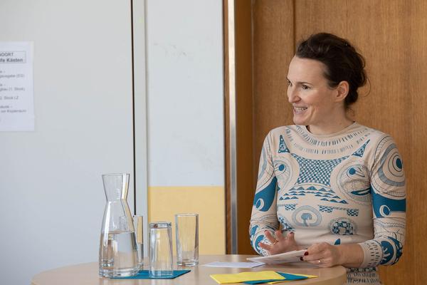 Kunst im öffentlichen Raum Niederösterreich: Bernd Haberl & Sissi Makovec  - Perspektiven auf Kunst. Präsentation () http://publicart.at/de/kalender/?pid=966 | Foto: eSeL Foto: eSeL.at - Lorenz Seidler