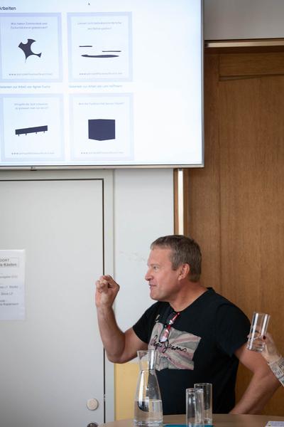 Kunst im öffentlichen Raum Niederösterreich: Bernd Haberl & Sissi Makovec  - Perspektiven auf Kunst. Präsentation () http://publicart.at/de/kalender/?pid=966 | Foto: eSeL Foto: eSeL.at - Lorenz Seidler