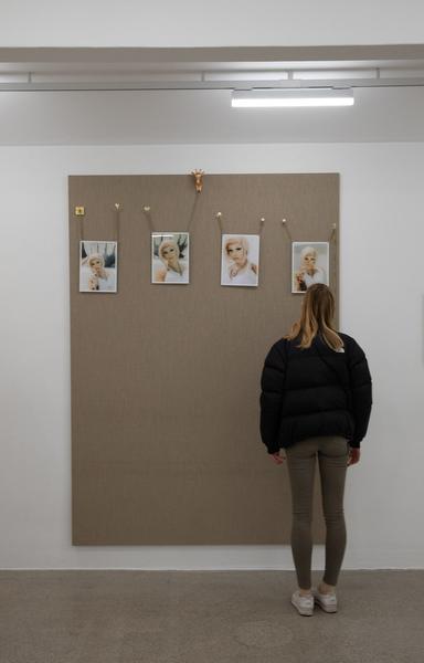 Secession: Philipp Timischl - Artworks For All Age Groups (16.11.2018 - 20.1.2019) https://www.secession.at/exhibition/philipp-timischl | Foto: eSeL Foto: eSeL.at - Lorenz Seidler