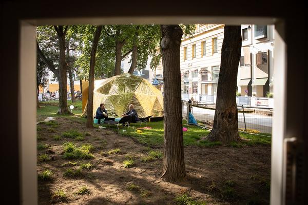 Philipphof Parkside - Glaube Siedlung Hoffnung (17.5. -1.6.2018, Eröffnung) https://www.barbara-ungepflegt.com/arbeiten/philipphof-parkside | Foto: eSeL Foto: eSeL.at - Lorenz Seidler