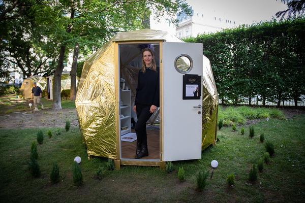 Philipphof Parkside - Glaube Siedlung Hoffnung (17.5. -1.6.2018, Eröffnung) https://www.barbara-ungepflegt.com/arbeiten/philipphof-parkside | Foto: eSeL Foto: eSeL.at - Lorenz Seidler