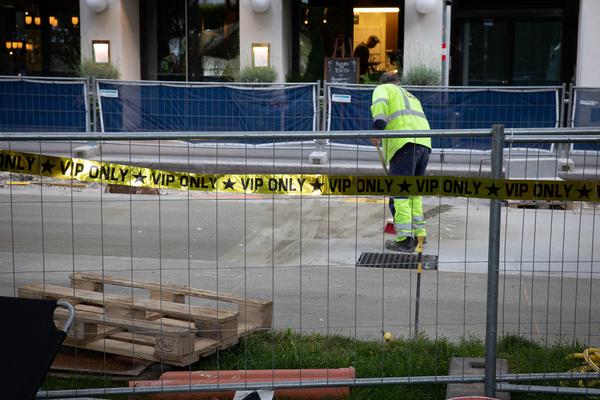 Philipphof Parkside - Glaube Siedlung Hoffnung (17.5. -1.6.2018, Eröffnung) https://www.barbara-ungepflegt.com/arbeiten/philipphof-parkside | Foto: eSeL Foto: eSeL.at - Lorenz Seidler