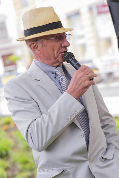 Philipphof Parkside - Glaube Siedlung Hoffnung (17.5. -1.6.2018, Eröffnung) https://www.barbara-ungepflegt.com/arbeiten/philipphof-parkside | Foto: eSeL.at - Joanna Pianka Foto: eSeL.at - Joanna Pianka