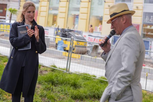 Philipphof Parkside - Glaube Siedlung Hoffnung (17.5. -1.6.2018, Eröffnung) https://www.barbara-ungepflegt.com/arbeiten/philipphof-parkside | Foto: eSeL.at - Joanna Pianka Foto: eSeL.at - Joanna Pianka