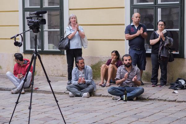 Volkskundemuseum: ¡Rezolution! Eine last exit-Performance (7.6.2018) https://www.volkskundemuseum.at | Foto: eSeL.at - Joanna Pianka Foto: eSeL.at - Joanna Pianka