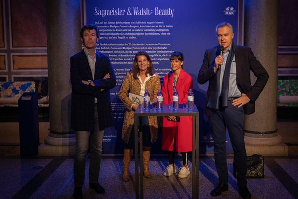 MAK: Sagmeister / Walsh - BEAUTY (24.10. - 31.3.2018, Presserundgang)https://www.mak.at/sagmeister_walsh | Foto: eSeL Foto: eSeL.at - Lorenz Seidler
