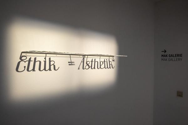 MAK: Sagmeister / Walsh - BEAUTY (24.10. - 31.3.2018, Presserundgang)https://www.mak.at/sagmeister_walsh | Foto: eSeL Foto: eSeL.at - Lorenz Seidler