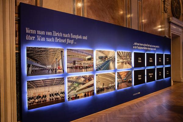 MAK: Sagmeister / Walsh - BEAUTY (24.10. - 31.3.2018, Presserundgang)https://www.mak.at/sagmeister_walsh | Foto: eSeL Foto: eSeL.at - Lorenz Seidler