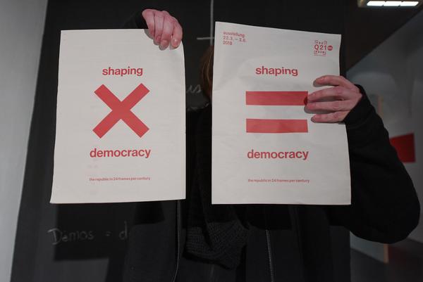 frei_raum Q21: Shaping Democracy - the republic in 24 frames per century (22.03. - 03.06.2018) https://esel.at/termin/95431 |Foto: eSeL - Joanna Pianka Foto: eSeL.at - Joanna Pianka