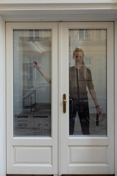 Galerie Sophie Tappeiner: Sophie Thun - Double Feature (21.3. - 5.5.2018) https://esel.at/termin/95516 | Foto: eSeL Foto: eSeL.at - Lorenz Seidler