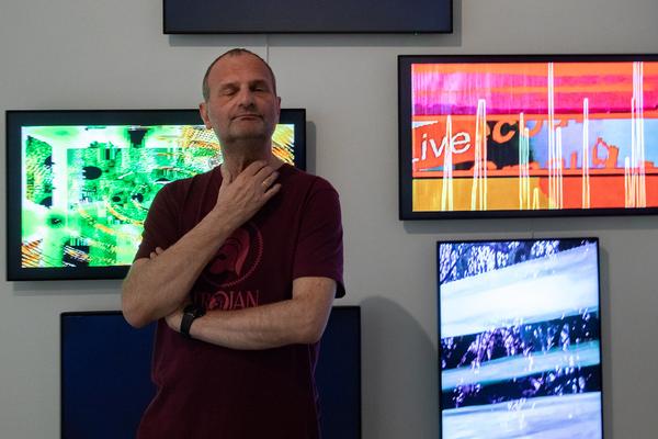 Bildraum: Station Rose 30.0 (9.3. - 13.4.2018) https://esel.at/termin/95298 | Foto: eSeL Foto: eSeL.at - Lorenz Seidler