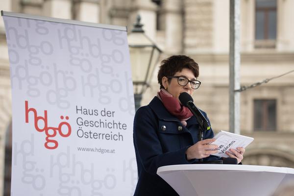 Haus der Geschichte: Susan Philipsz - The Voices (Eröffnung, 12.3.2018, Heldenplatz) Foto: eSeL.at - Lorenz Seidler Foto: eSeL.at - Lorenz Seidler