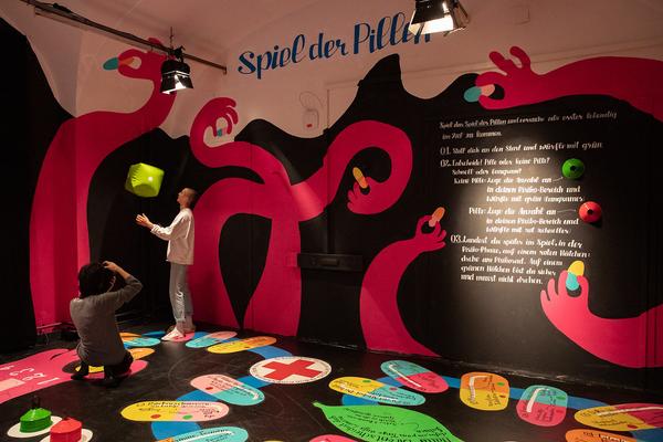 The Essence 2018 - Universität für angewandte Kunst (21. - 25.11.2018, Preview) https://2018.viennaartweek.at/de/program/eroeffnung-the-essence-18 | Foto: eSeL Foto: eSeL.at - Lorenz Seidler