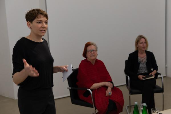 Kunstraum Niederösterreich: The Two Halves of Martha Wilson's Brain. Gespräch & Eröffnung (7.6.2018, Eröffnung) http://www.kunstraum.net/en/Exhibitions/40-martha-wilson | Foto: eSeL Foto: eSeL.at - Lorenz Seidler