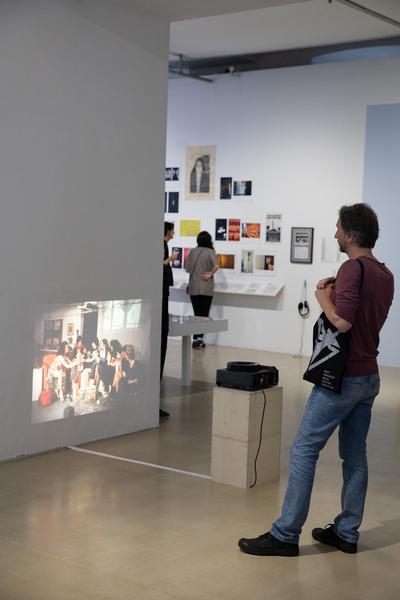 Kunstraum Niederösterreich: The Two Halves of Martha Wilson's Brain. Gespräch & Eröffnung (7.6.2018, Eröffnung) http://www.kunstraum.net/en/Exhibitions/40-martha-wilson | Foto: eSeL Foto: eSeL.at - Lorenz Seidler
