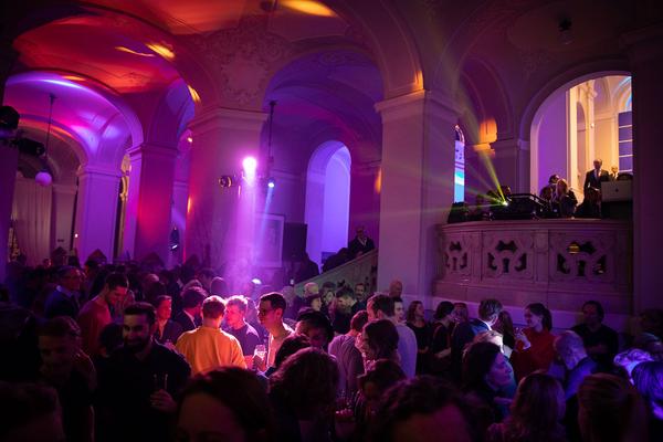 Dorotheum: VIENNA ART WEEK Eröffnungsparty (18.11.2018) https://2018.viennaartweek.at | Foto: eSeL Foto: eSeL.at - Lorenz Seidler