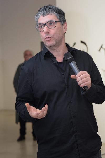 Kunstraum Niederösterreich: VIENNA ART WEEK - Technopolitics Kuratorenführung & "The Swarming Gallery" Performance by kondition pluriel (22.11.2018) http://www.kunstraum.net/de/ausstellungen/56-vienna-art-week | Foto: eSeL.at - Joanna Pianka Foto: JOANNA PIANKA     300dpi.at