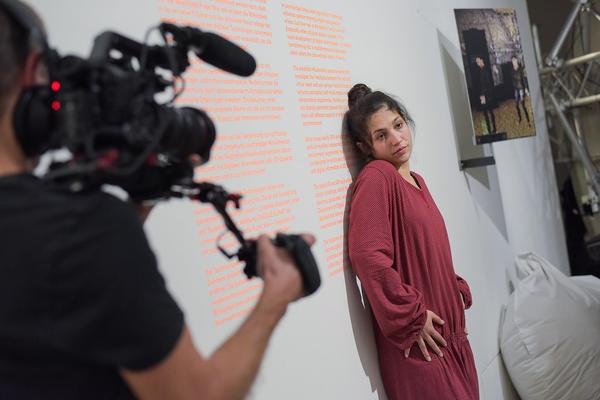 Kunstraum Niederösterreich: VIENNA ART WEEK - Technopolitics Kuratorenführung & "The Swarming Gallery" Performance by kondition pluriel (22.11.2018) http://www.kunstraum.net/de/ausstellungen/56-vienna-art-week | Foto: eSeL.at - Joanna Pianka Foto: JOANNA PIANKA     300dpi.at
