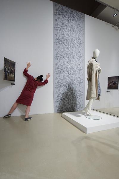 Kunstraum Niederösterreich: VIENNA ART WEEK - Technopolitics Kuratorenführung & "The Swarming Gallery" Performance by kondition pluriel (22.11.2018) http://www.kunstraum.net/de/ausstellungen/56-vienna-art-week | Foto: eSeL.at - Joanna Pianka Foto: JOANNA PIANKA     300dpi.at