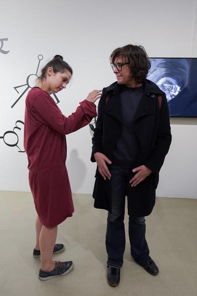 Kunstraum Niederösterreich: VIENNA ART WEEK - Technopolitics Kuratorenführung & "The Swarming Gallery" Performance by kondition pluriel (22.11.2018) http://www.kunstraum.net/de/ausstellungen/56-vienna-art-week | Foto: eSeL.at - Joanna Pianka Foto: JOANNA PIANKA     300dpi.at