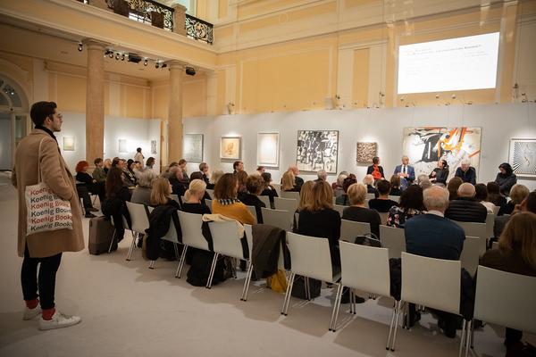 VIENNA ART WEEK Panel:  „Das Museum heute – ein internationaler Konzern?“ (Dorotheum, 22.11.2018) https://esel.cc/VAW18_Dorotheum-panel01 | Foto: eSeL Foto: eSeL.at - Lorenz Seidler