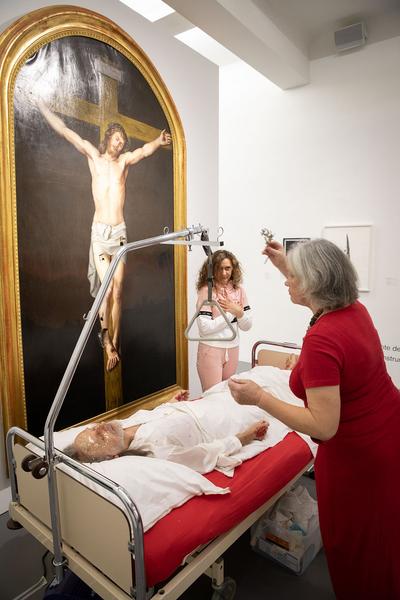 Dom Museum Wien:  „Wund E rrr N“ - Performance von Hannes Priesch &  Künstlergespräch mit Johanna Schwanberg und Gustav Schörghofer (21.11.2018) https://2018.viennaartweek.at/de/program/performance-talk-wund-e-rrr-n | Foto: eSeL Foto: eSeL.at - Lorenz Seidler