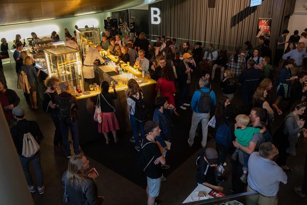 Wiener Festwochen: Ryoji Ikeda: Micro / Macro - the Planck Universe (Halle E @ MQ, 23.5. - 17.6.2018) https://esel.at/termin/96772 | Foto: eSeL Foto: eSeL.at - Lorenz Seidler