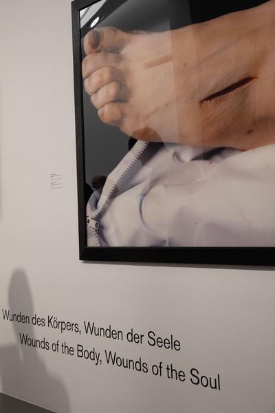 Dom Museum Wien: Zeig mir Deine Wunde (20.09.2018 - 25.08.2019, Presseführung) https://esel.cc/DomMuseum_Wunde | Foto: eSeL Foto: eSeL.at - Lorenz Seidler