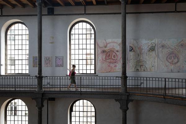 Akademie der Bildenden Künste Wien: Abschlussarbeiten 18/19 (Atelierhaus Lehargasse / Semperdepot, Aufbau) https://www.akbild.ac.at/Portal/organisation/aktuelles/ausstellungen-vermittlung/abschlussarbeiten-18-19 | Foto: eSeL Foto: eSeL.at - Lorenz Seidler