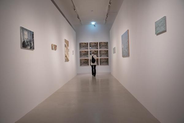 Kunsthalle Krems: Adrian Paci & Teresa Magolles (24.11.2019 - 23.2.2020, Presserundgang) https://www.kunsthalle.at | Foto: eSeL Foto: eSeL.at - Lorenz Seidler