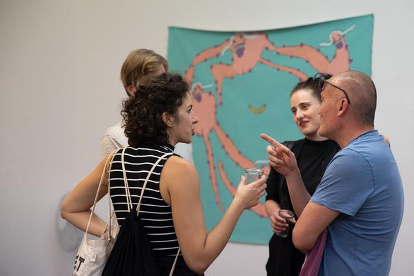 Büro für Weltausstellung: Sophia Süßmilch - Who the F*ck is Sophia Süßmilch? (Finissage, ) https://esel.at/termin/102550/artist-talk-sophia-sssmilch-mit-finissage | Foto: eSeL Foto: eSeL.at - Lorenz Seidler