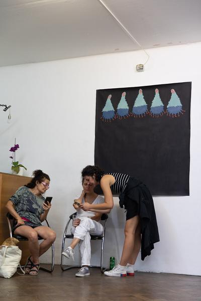 Büro für Weltausstellung: Sophia Süßmilch - Who the F*ck is Sophia Süßmilch? (Finissage, ) https://esel.at/termin/102550/artist-talk-sophia-sssmilch-mit-finissage | Foto: eSeL Foto: eSeL.at - Lorenz Seidler
