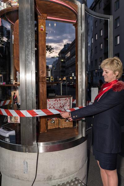 Barbara Ungepflegt: Ministerium für Heimatschmutz (Eröffnung Keplerplatz, 9.9.2019) http://www.bm-heimatschmutz.at | Foto: eSeL.at - Helmut Prochart Foto: eSeL.at - Helmut Prochart